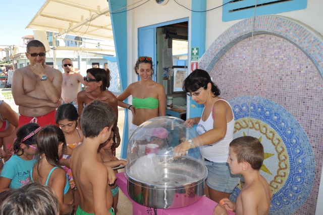 spiaggia rimini zucchero filato